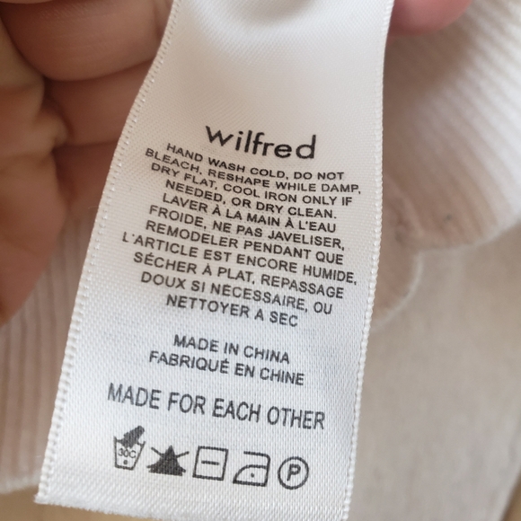 Wilfred White V-Neck Sweater - Picture 12 of 12